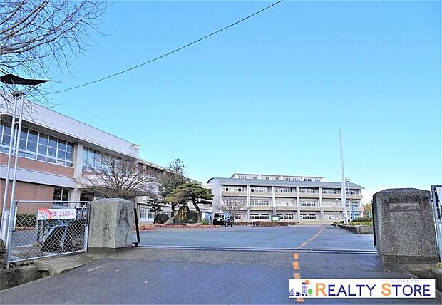 熊本市立下益城城南中学校(約1,200m)