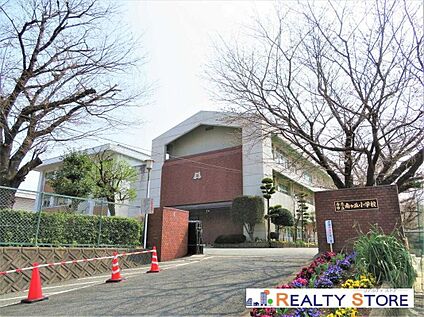 合志市立南ケ丘小学校 300m
