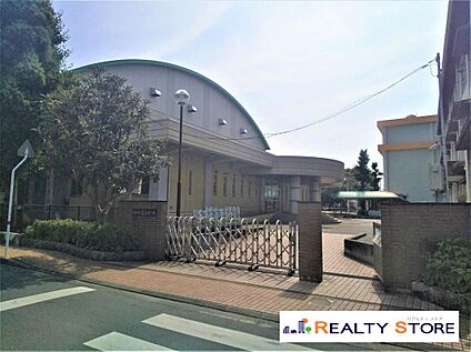 熊本市立若葉小学校 600m