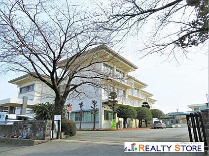 合志市立西合志南小学校 1290m