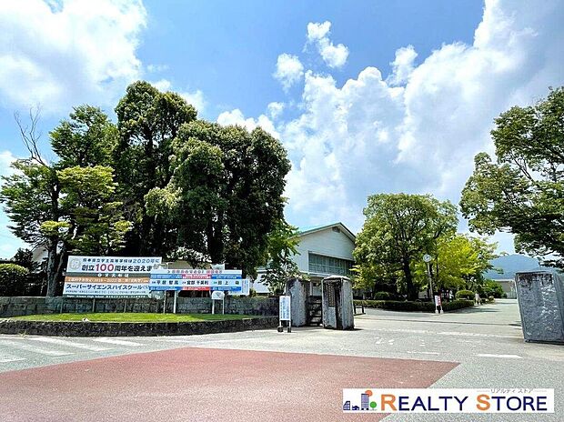 熊本県立宇土中学校（約1,400m）