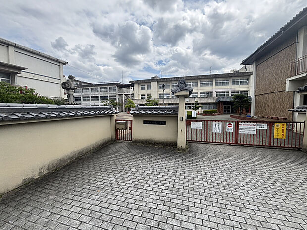 斑鳩小学校　