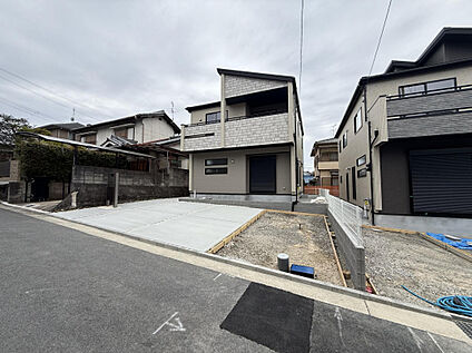 【外観｜ (1)号棟】