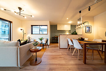 【送迎サービス有＆住宅ローンアドバイザーが資金計画もサポート】～有里町　新築戸建～ 外観