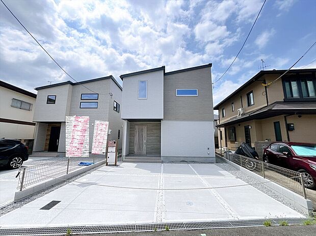 「学研奈良登美ヶ丘駅」よりバス乗車8分、バス停「鹿ノ台北二丁目」より徒歩6分の立地◎(同社施工例)