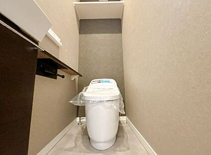 ウォシュレット付きトイレ