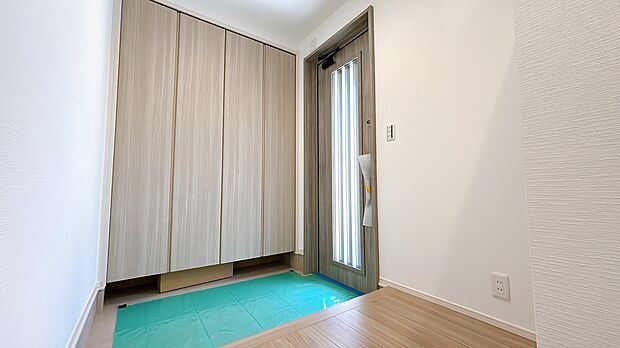 【シューズBOX】(同社施工事例)