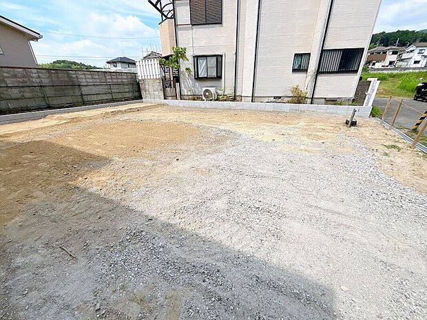 【外観】あたたかな陽が差し込み、優しい風が吹き込む陽当り・通風良好な立地です。