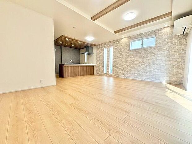 気になった物件すぐにご見学対応させていただきます♪平日・お仕事帰りなど、いつでもご案内可能です♪周辺環境と併せて、実際に現地をご確認ください♪