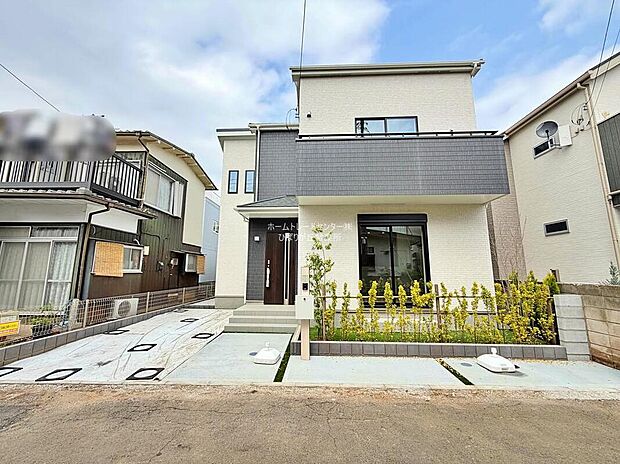 ☆現地外観写真☆
当日のご見学予約も承ります。同じものは２つとない「夢のマイホーム」との出会いが待っているかもしれません！