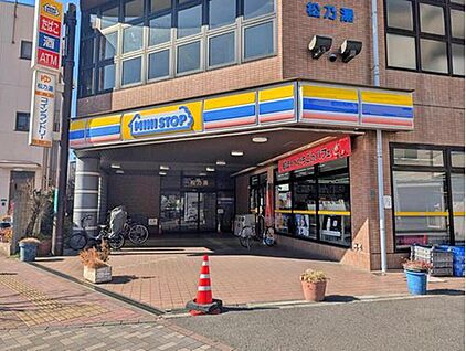 ミニストップ新座栗原店 500ｍ(徒歩7分)