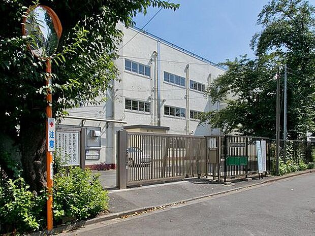 西東京市立田無第三中学校（約550m）