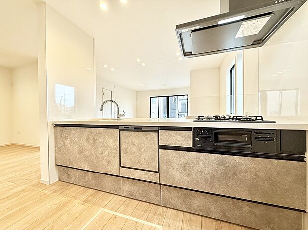 ■キッチンスペースもゆったり!