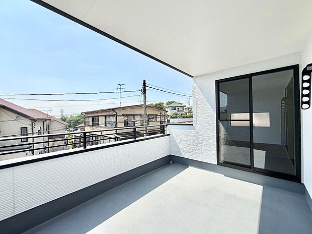 1号棟  ■ 自然を身近に感じる、開放的なバルコニー