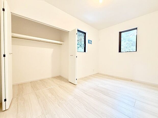 【子供部屋】■読書や趣味リモートワークなどさまざまな用途に対応できる柔軟さがあります