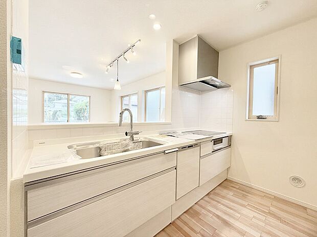 【ダイニングキッチン】■作る楽しみと食べる幸せを届けるキッチン