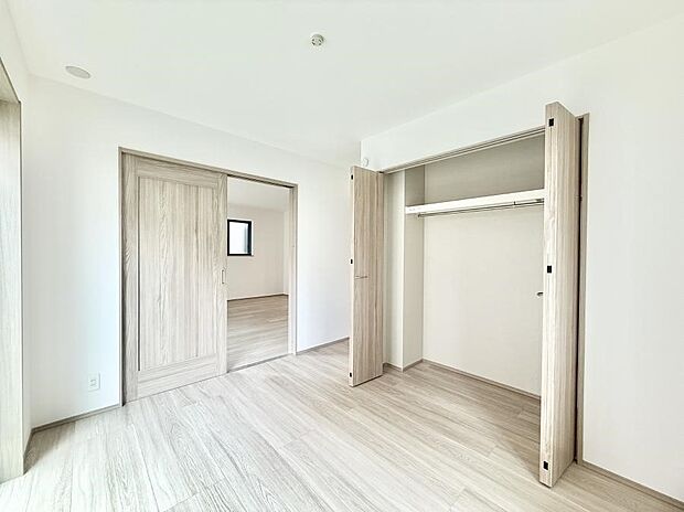 【洋室】■心地よい雰囲気が漂う落ち着いた空間