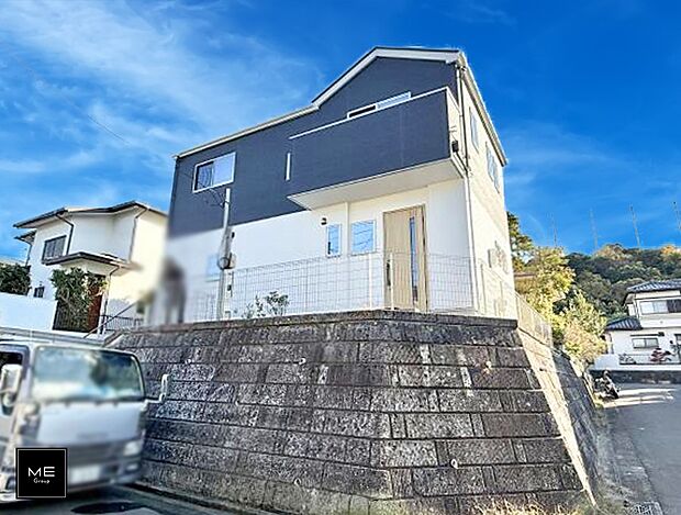 【現地外観写真】■家族みんなが笑顔で過ごせる、安心感のある住まい