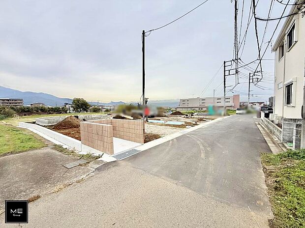 【現地外観写真】■暮らしを豊かにする充実した仕様設備で快適に