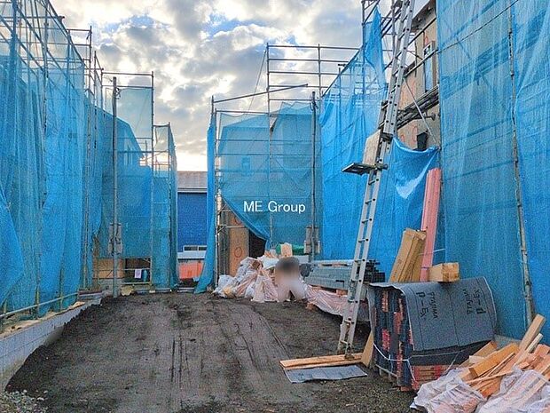 【現地外観写真】■家族みんなが笑顔で過ごせる、安心感のある住まい