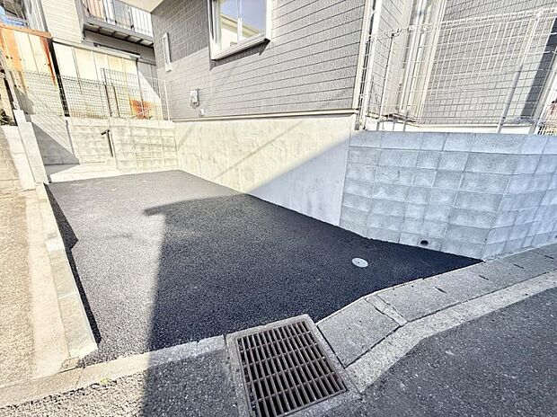 【駐車場】■自宅にカースペースがあると助かります