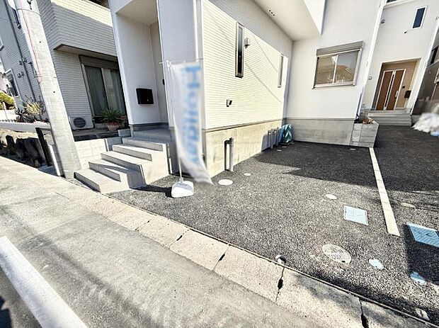 【駐車場】■毎日の駐車が快適に