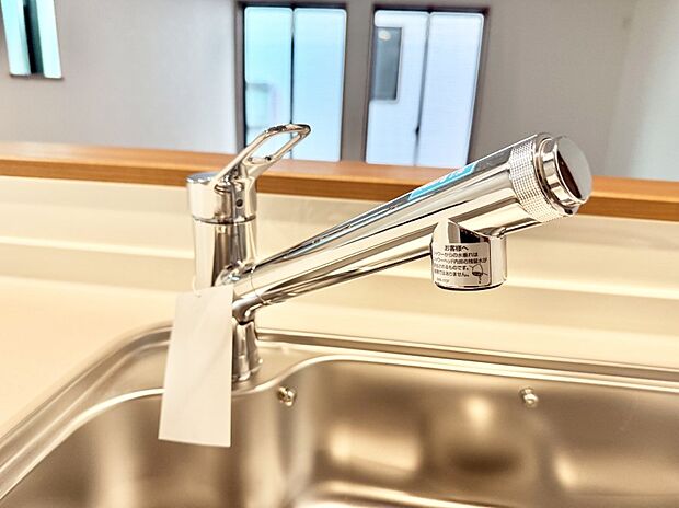 【浄水器】■清潔でおいしい水を手軽に供給してくれます