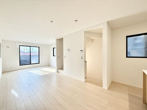 【ダイニング】■何気ない毎日を特別にする、癒しの空間