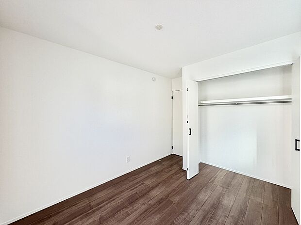 【子供部屋】■読書や趣味リモートワークなどさまざまな用途に対応できる柔軟さがあります