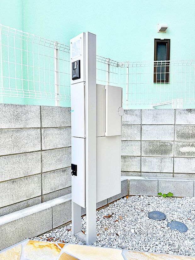 【その他設備(宅配ボックス)】■不在時でも荷物が受け取れる便利な宅配ボックス