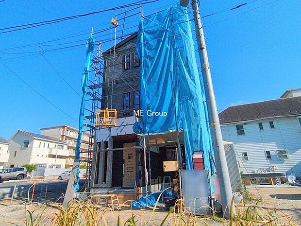 【現地外観写真】■家族みんなが笑顔で過ごせる、安心感のある住まい