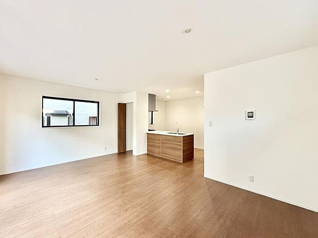 【ダイニング】■ふとした瞬間に幸せを感じる、心地よい場所