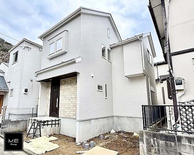 【現地外観写真】■暮らしを豊かにする充実した仕様設備で快適に