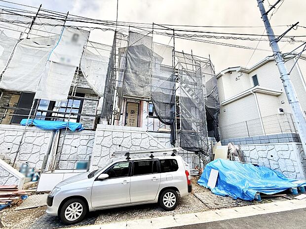 【現地外観写真】■家族みんなが笑顔で過ごせる、安心感のある住まい