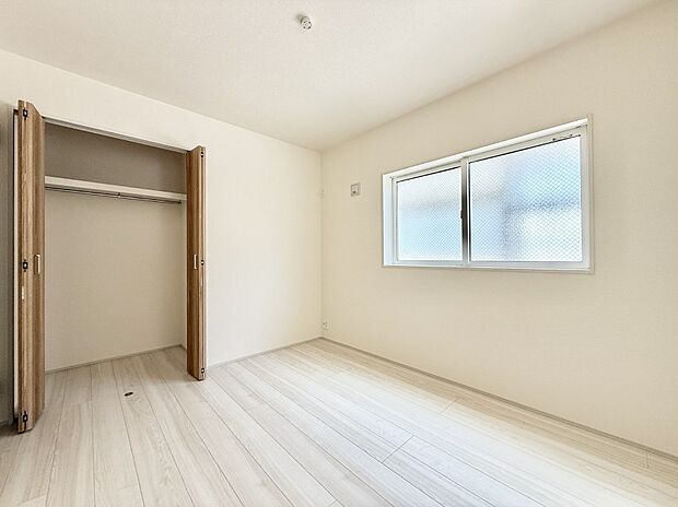 【リビング以外の居室】■シンプルで使いやすい空間がスッキリ感じられます