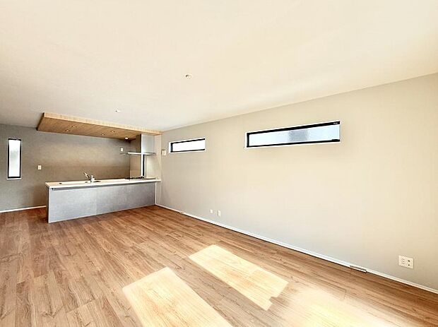 【リビング】■くつろぎと笑顔が集まる、心温まるリビング