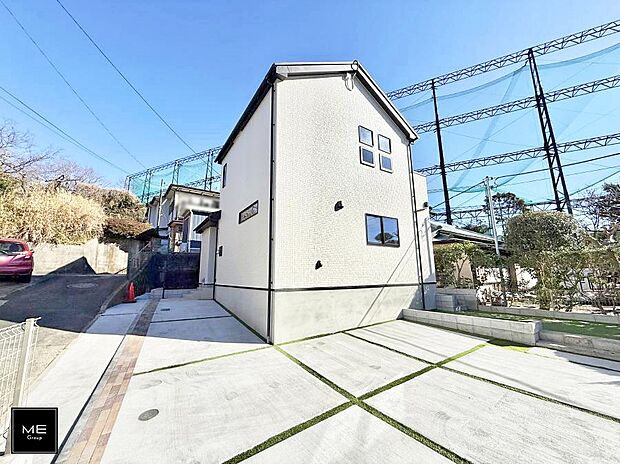 【現地外観写真】■暮らしを豊かにする充実した仕様設備で快適に