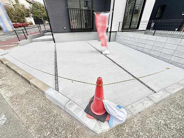 【駐車場】■快適な駐車スペースで安心