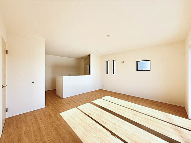 【リビング】■心落ち着く場所、ゆったり過ごせるリビング