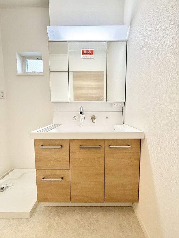 【洗面台・洗面所】■朝の準備がスムーズにできる広さです