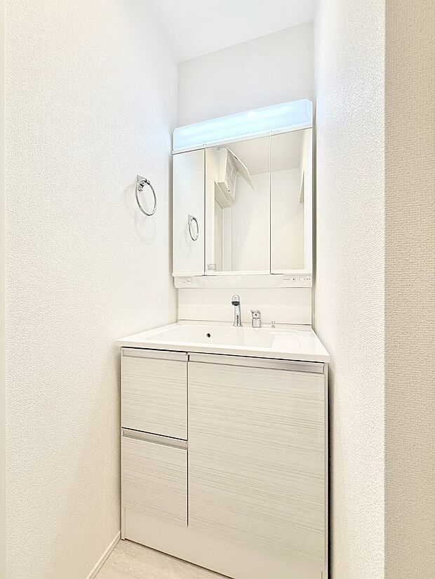 【洗面台・洗面所】■清潔感があり、気持ちよく使えます