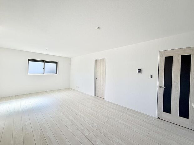 【リビング】■自然と会話が生まれる、心地よいひととき