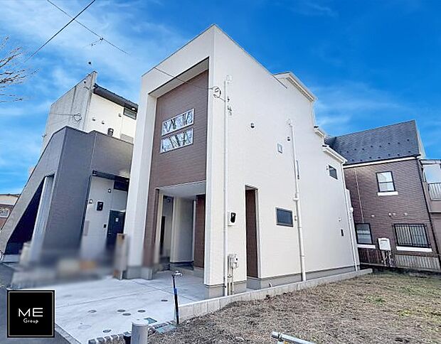 【現地外観写真】落ち着いたお洒落な外観  