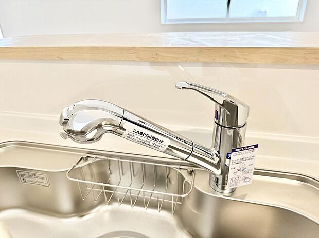 【浄水器】■清潔でおいしい水を手軽に供給してくれます