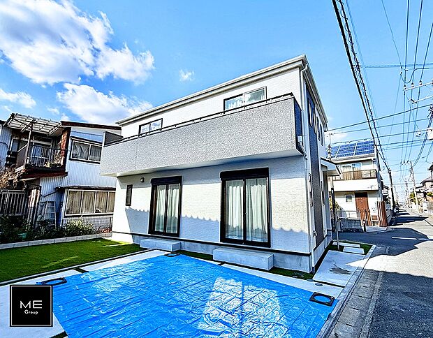 【現地外観写真】■暮らしを彩る充実した設備仕様が備わった住まい