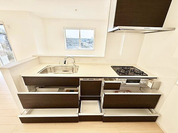 【キッチン】■料理がもっと楽しくなる、快適なキッチン空間