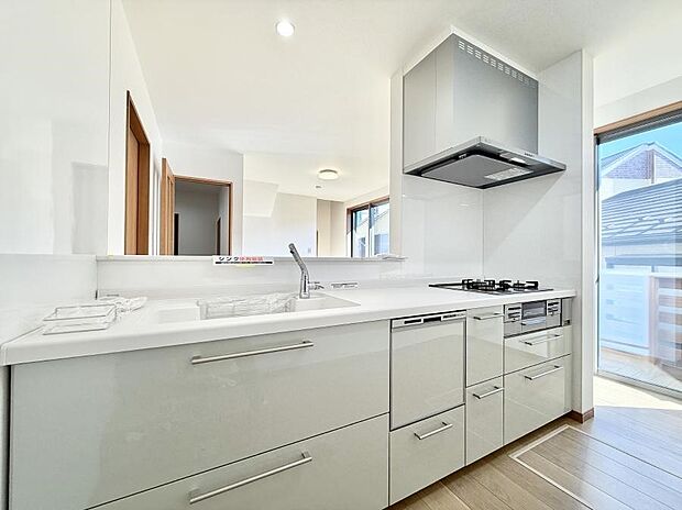 【キッチン】■料理がもっと楽しくなる、快適なキッチン空間