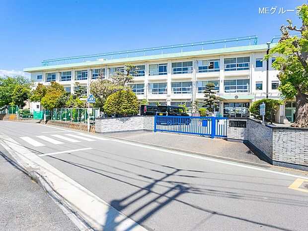 平塚市立岡崎小学校（約550m・徒歩7分）