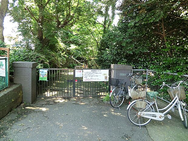 まこと幼稚園（約1,200m・徒歩15分）