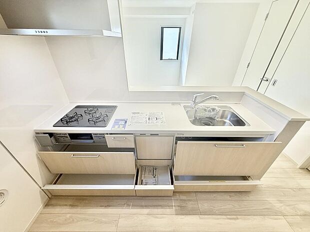 【キッチン】■家族の絆を深める、温もりのあるキッチン